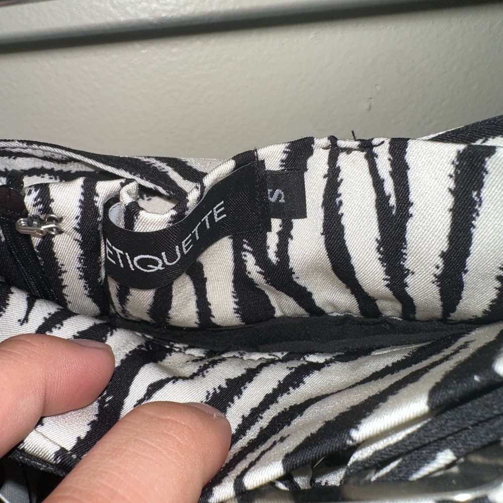 NWT BOUTIQUE SKIRT - Picture 3 of 3